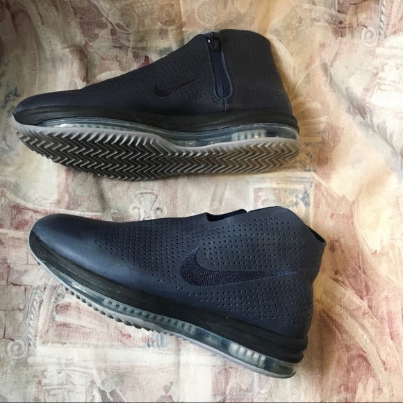 nike zoom modairna